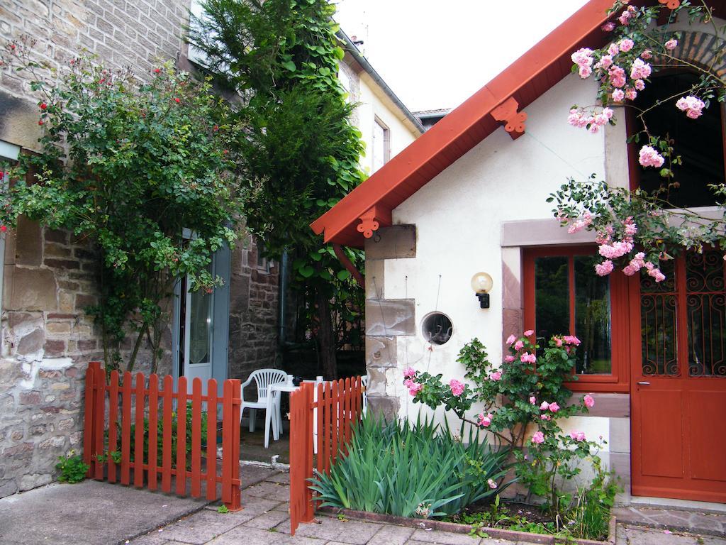 Villa Des Capucins Luxeuil-les-Bains Exterior foto