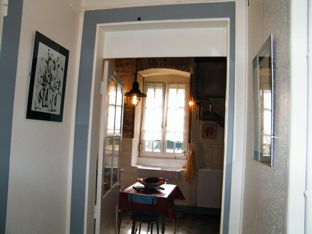Villa Des Capucins Luxeuil-les-Bains Habitación foto